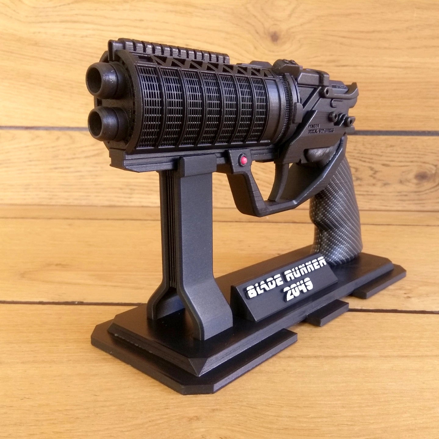 Constant K's Blaster - Blade Runner 2049 - DIY KIT + With Stand
