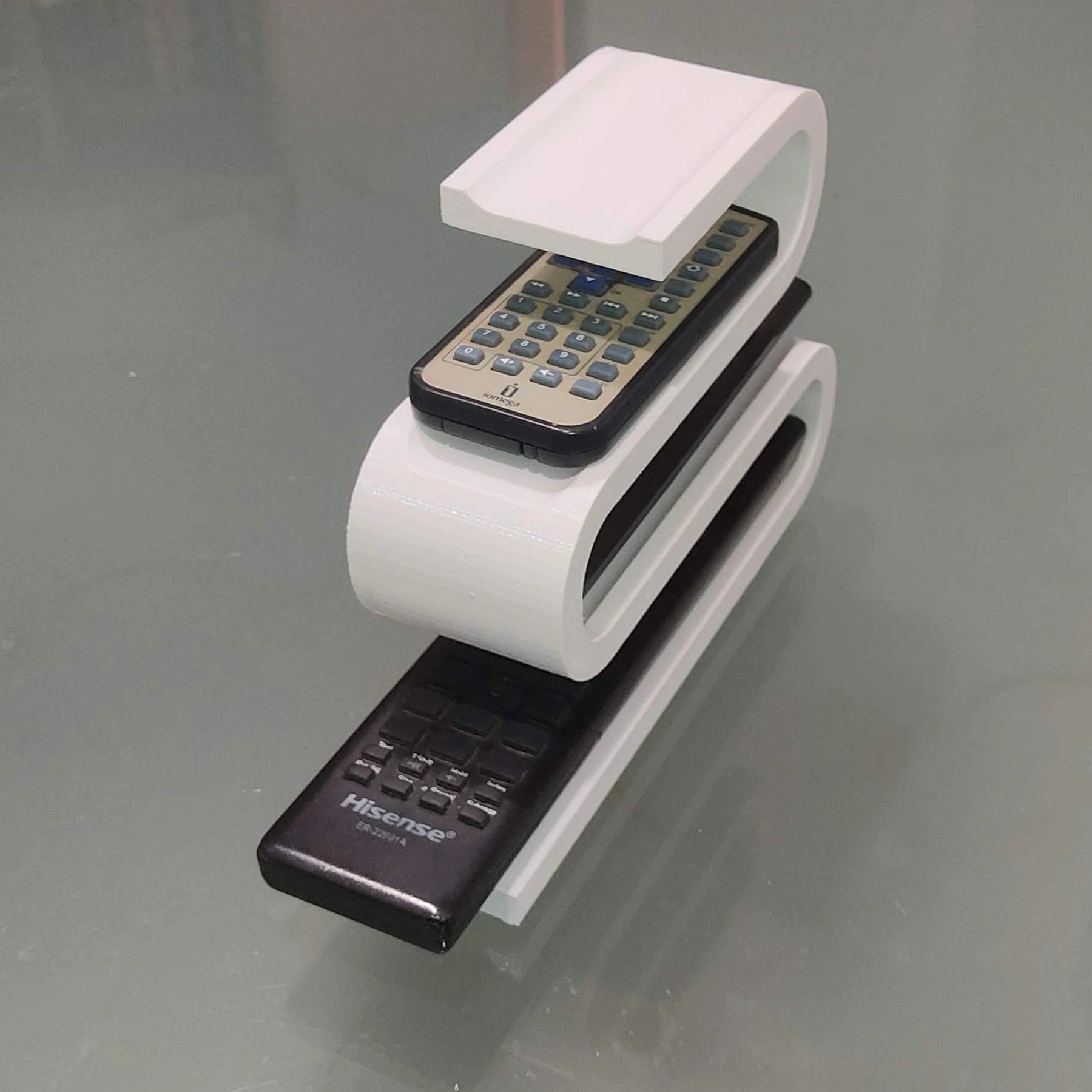 ZigZag Remote Holder