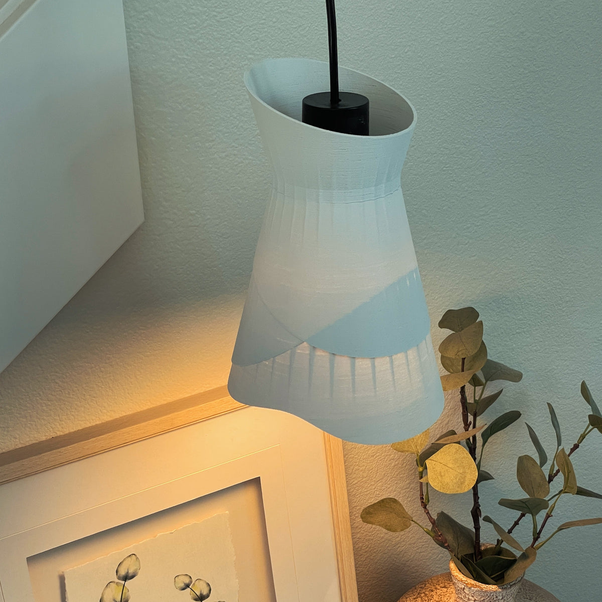 Project Molecule - A Modular Lighting System