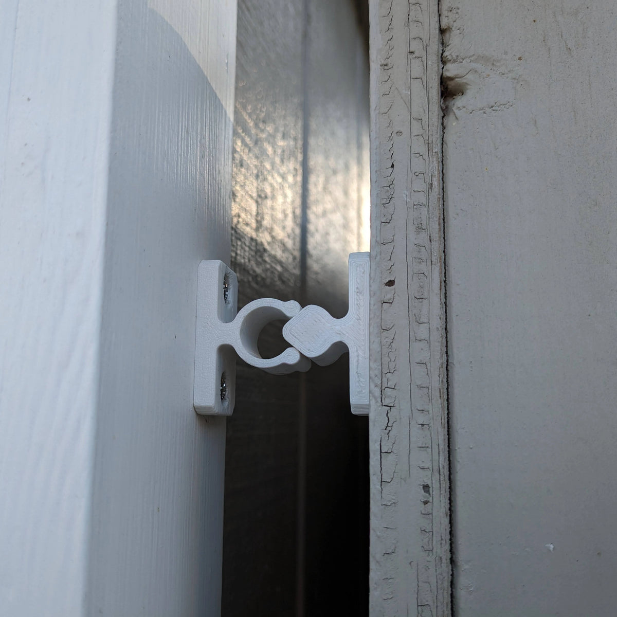 Door Catch - Straight Mount