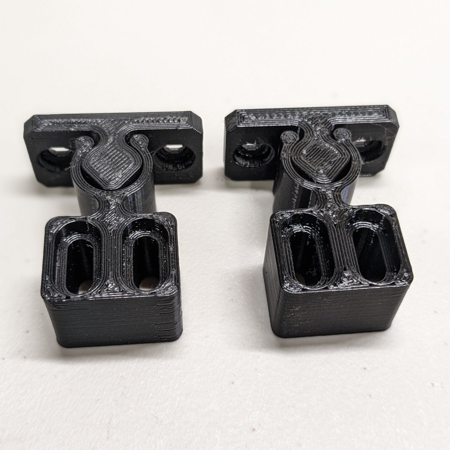 Door Catch - Right Angle Mount