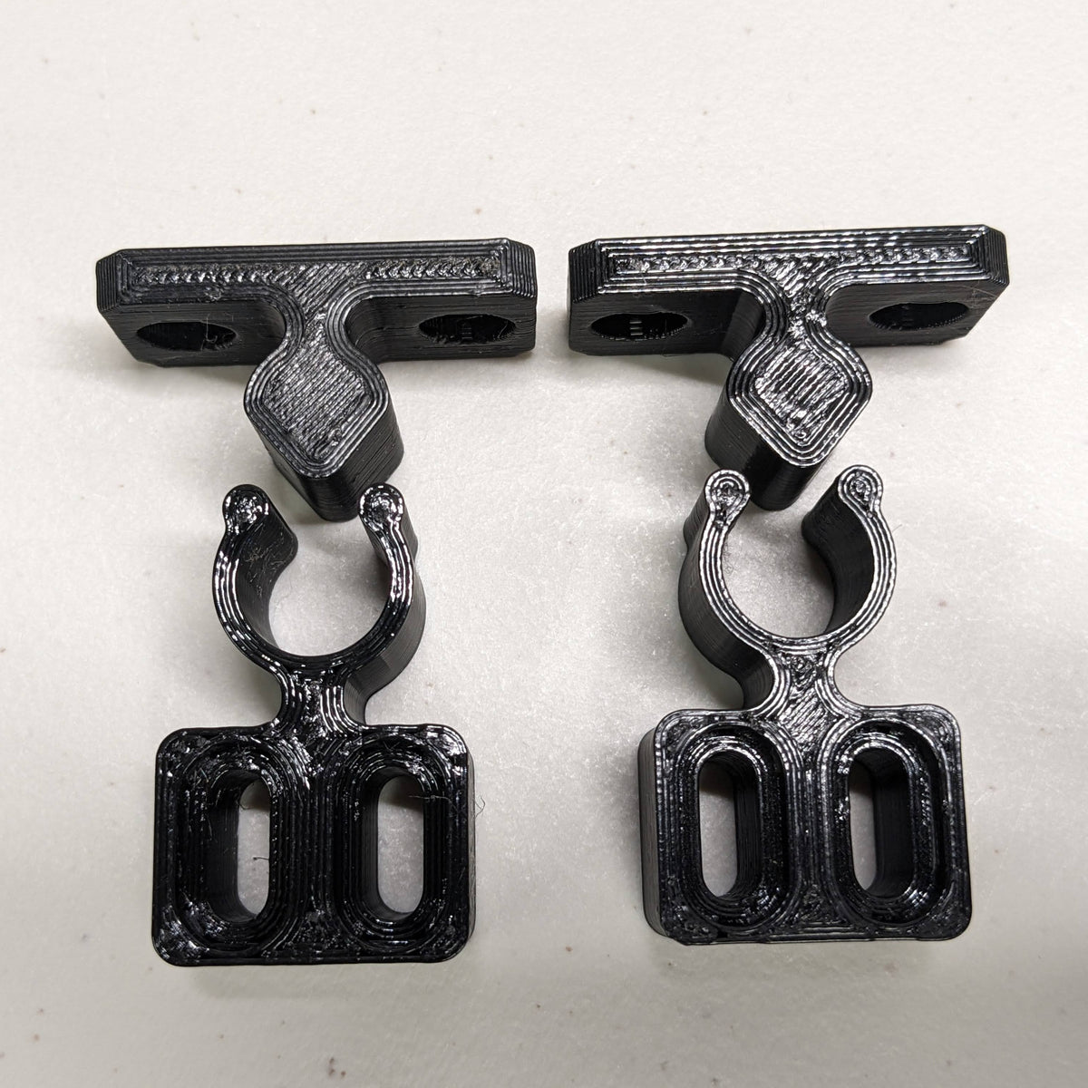 Door Catch - Right Angle Mount