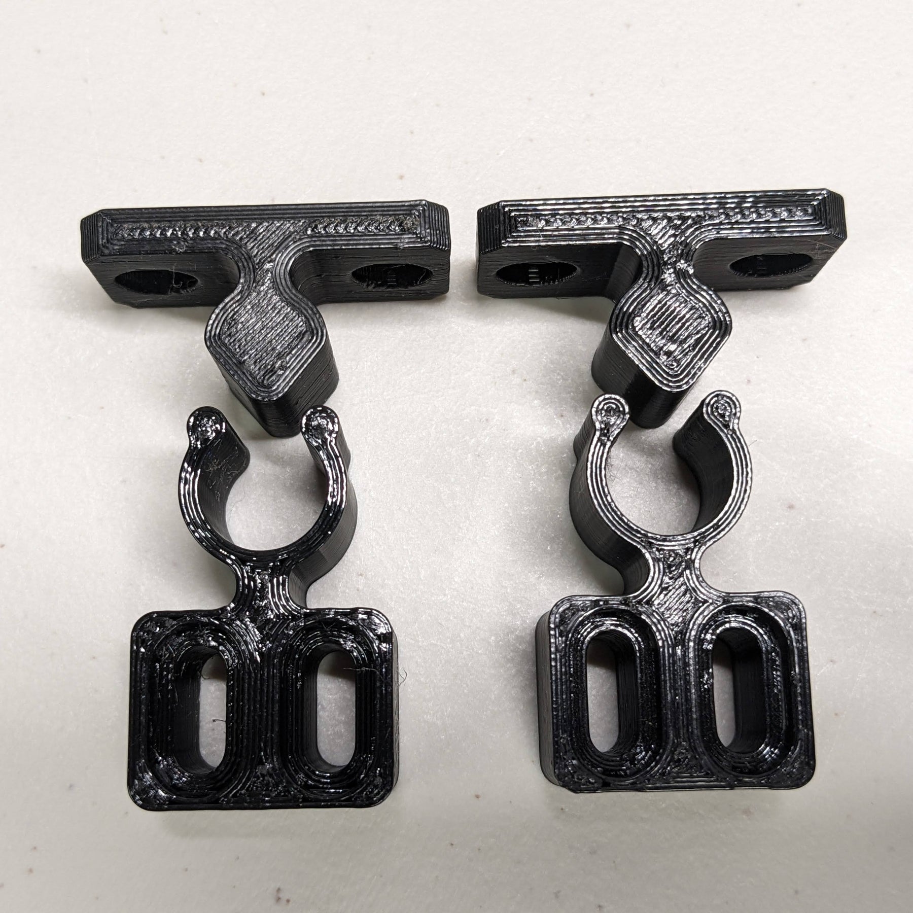 Door Catch - Right Angle Mount