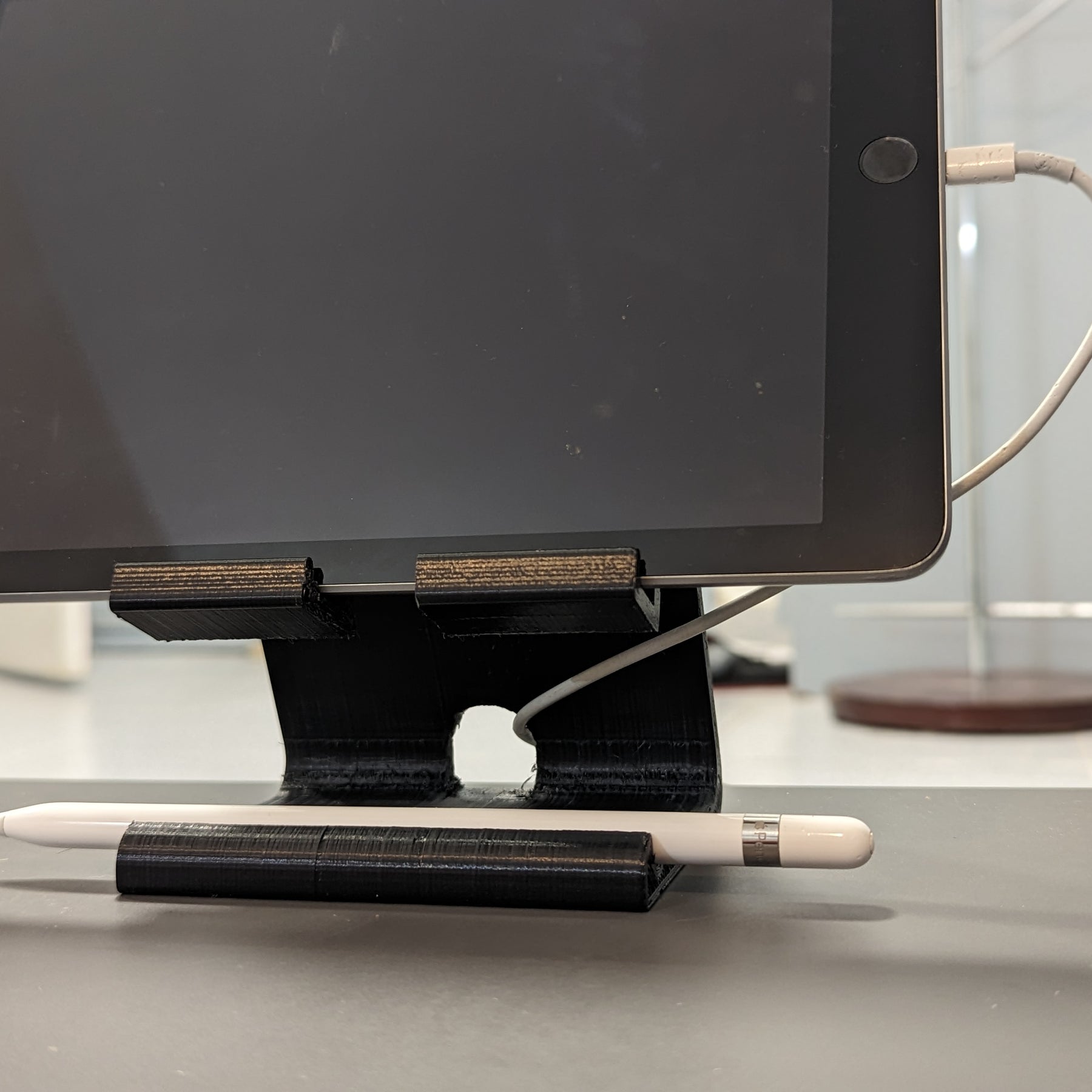 iPad & Apple Pencil Stand