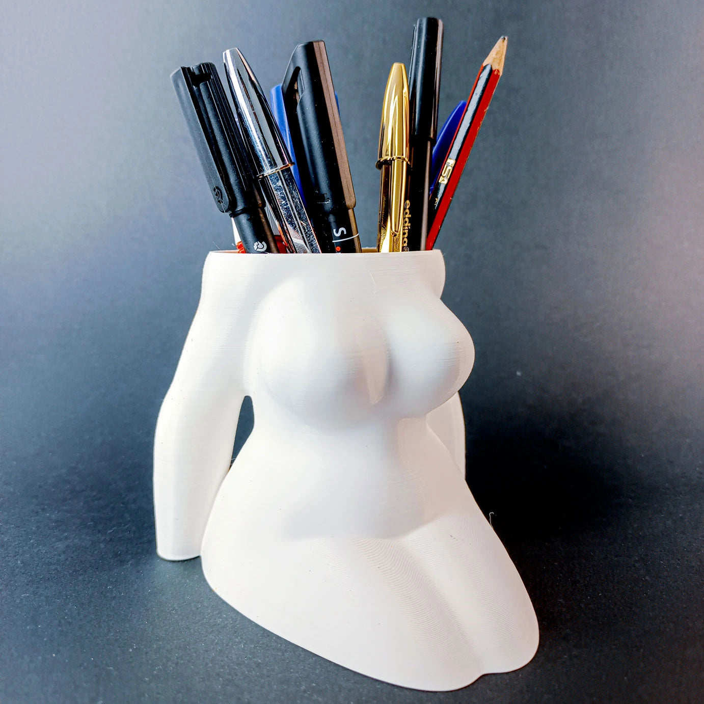 Ola - Pen Holder