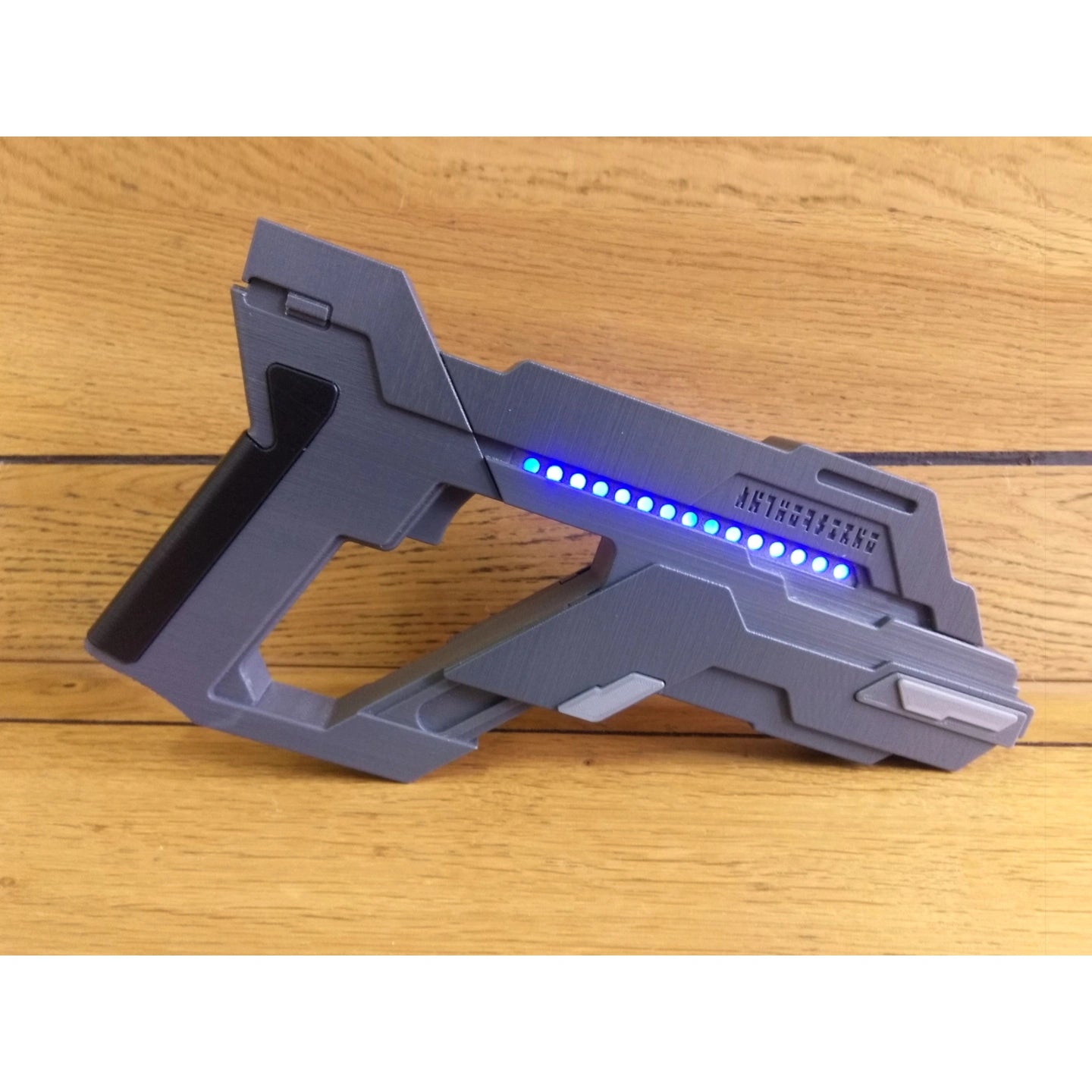 Asuran Replicator Stunner - Stargate - DIY KIT - With Stand