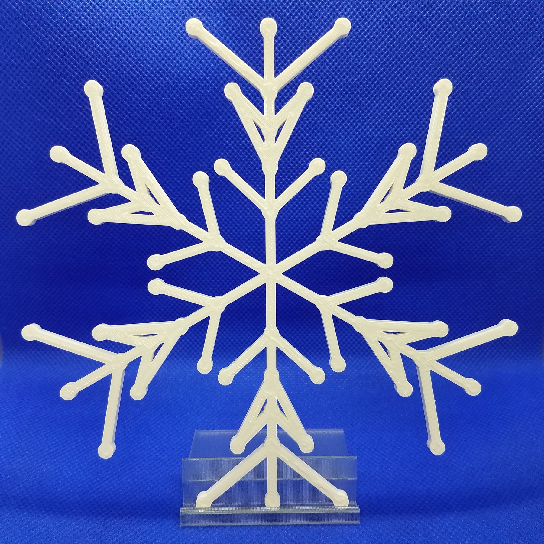 Large Snowflakes With Stands