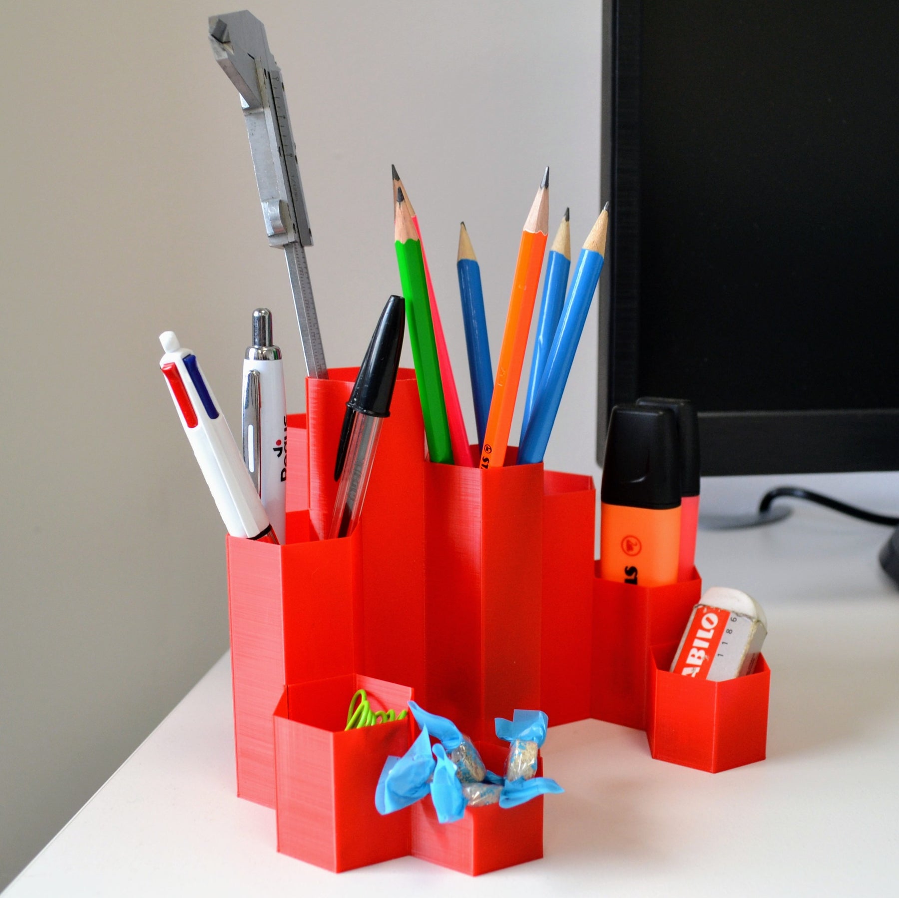 Hex - The 3D printed desk organizer