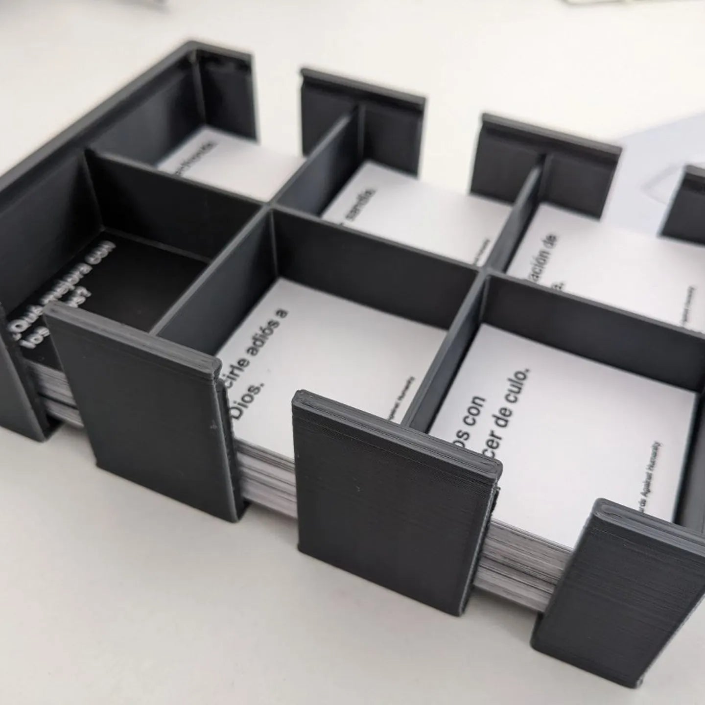 Cards Against Humanity Box (DIY edition)