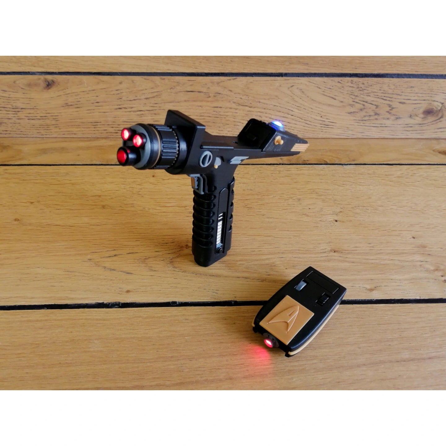 Discovery Phaser - Star Trek - DIY KIT - No Stand