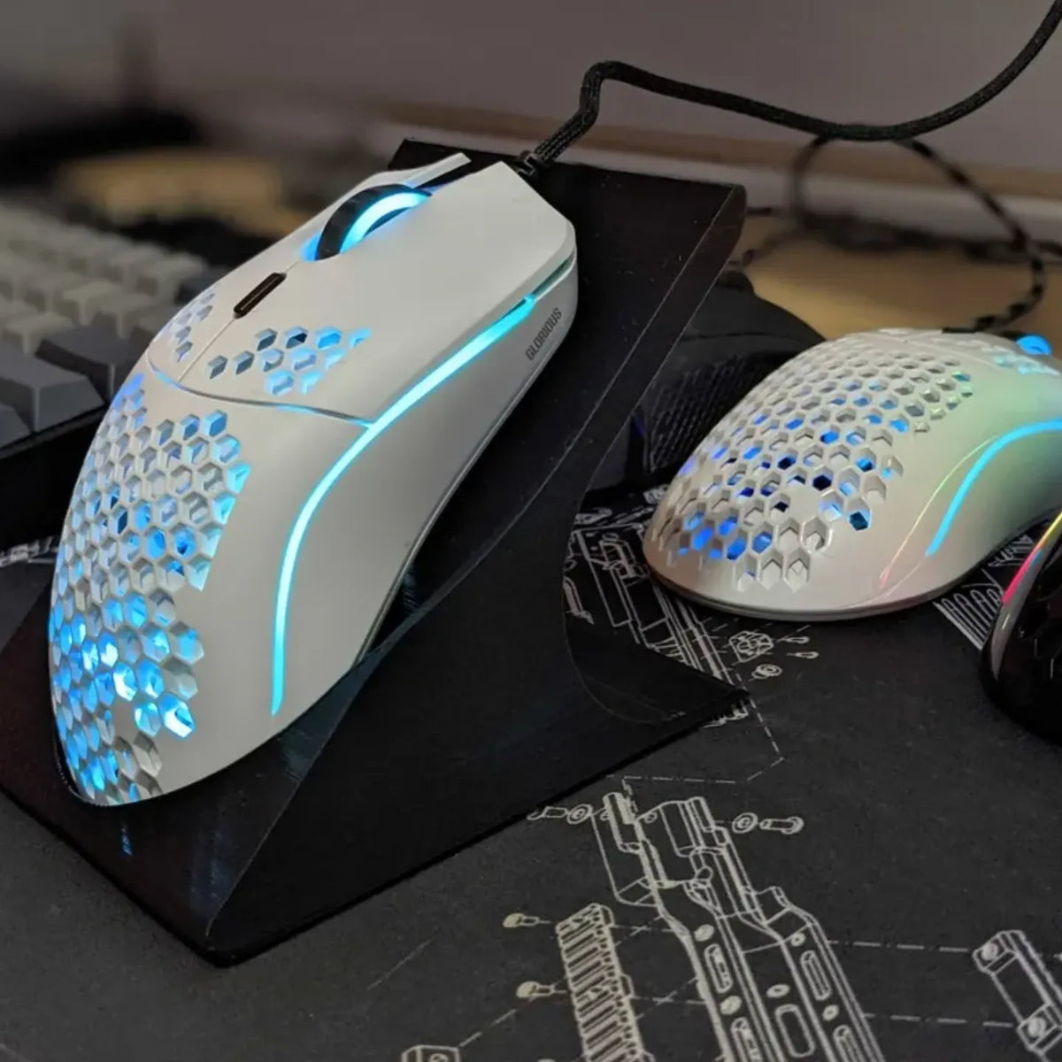 Gaming Mouse Stand