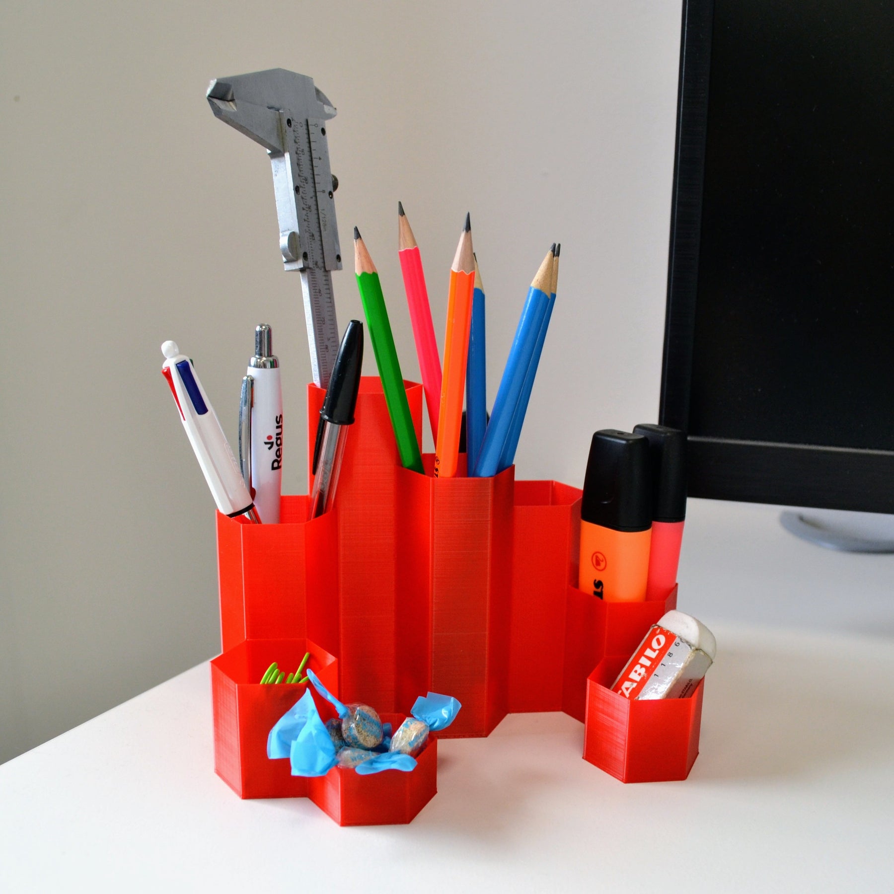 Hex - The 3D printed desk organizer