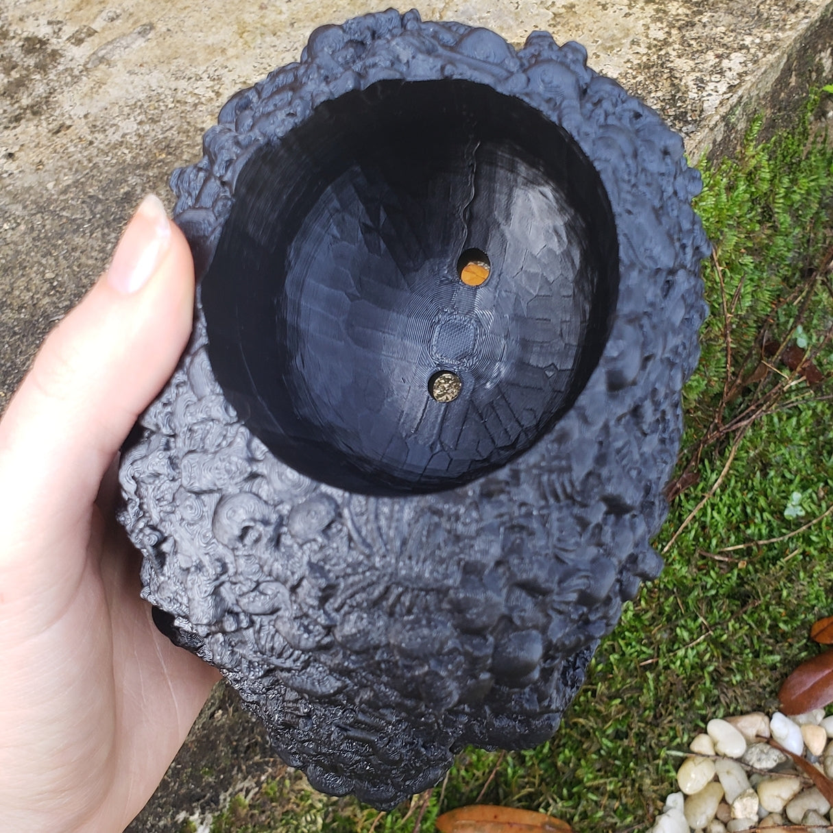 Catacombs Skull Planter