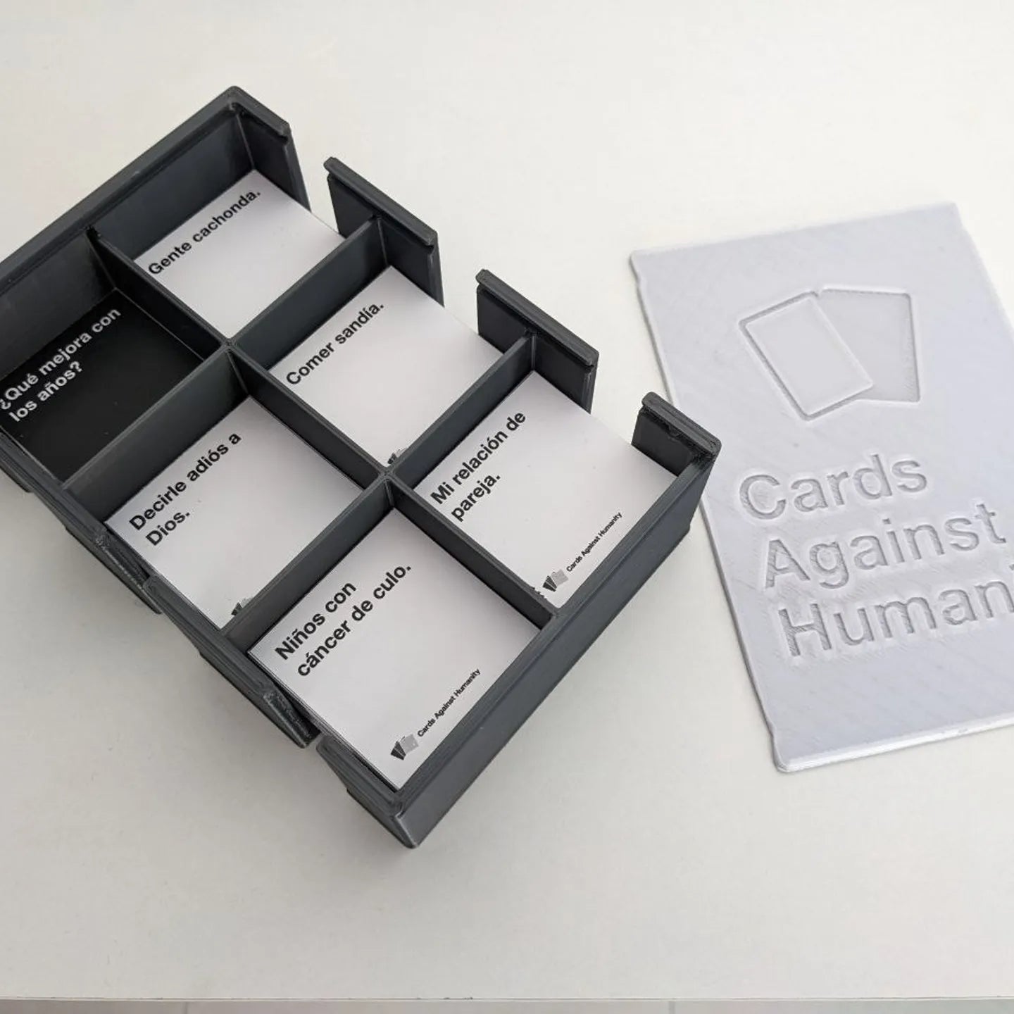 Cards Against Humanity Box (DIY edition)