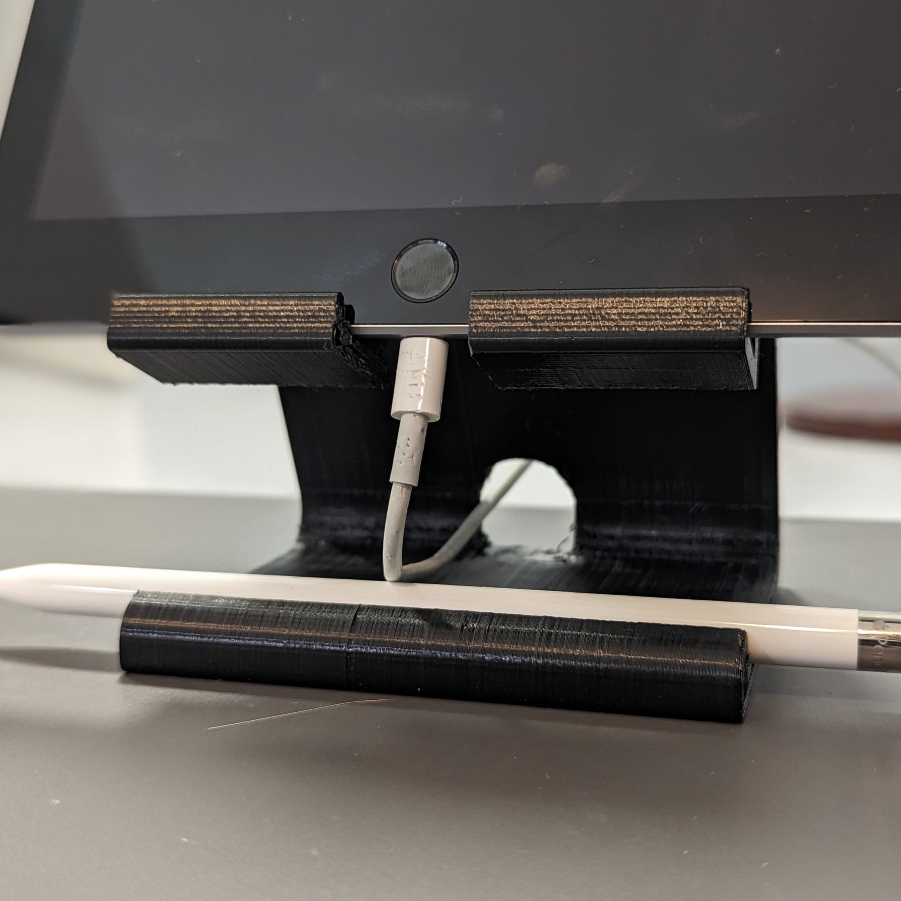iPad & Apple Pencil Stand