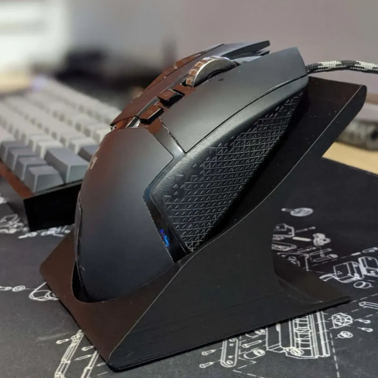 Gaming Mouse Stand