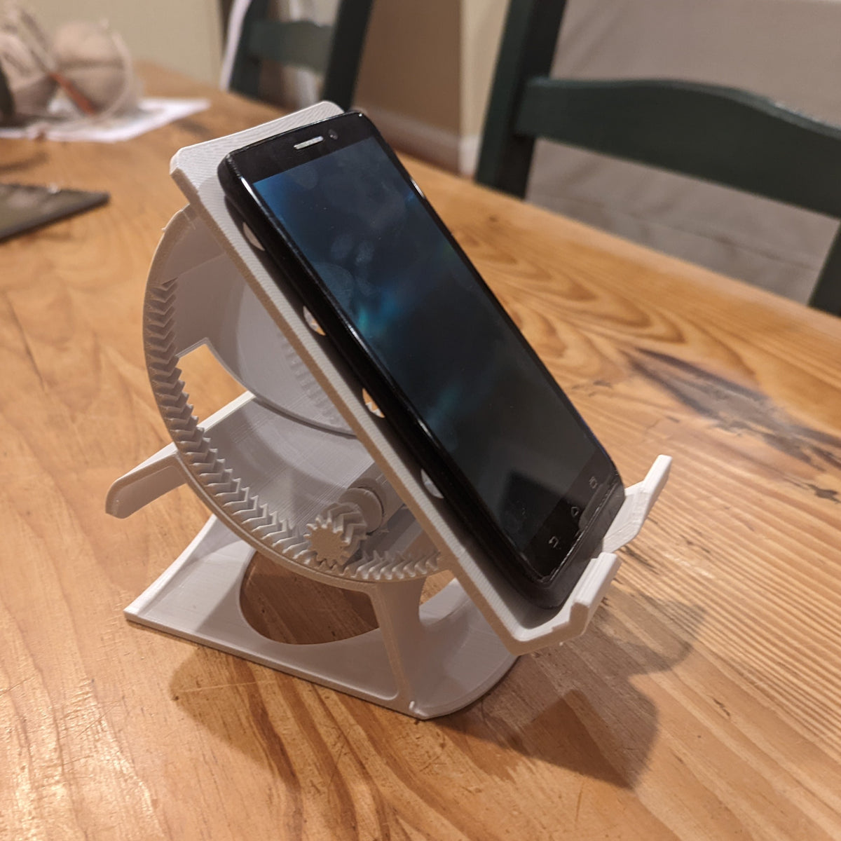 Phone Holder With Fine Angle Adjustment