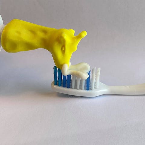 Giraffe Toothpaste Topper