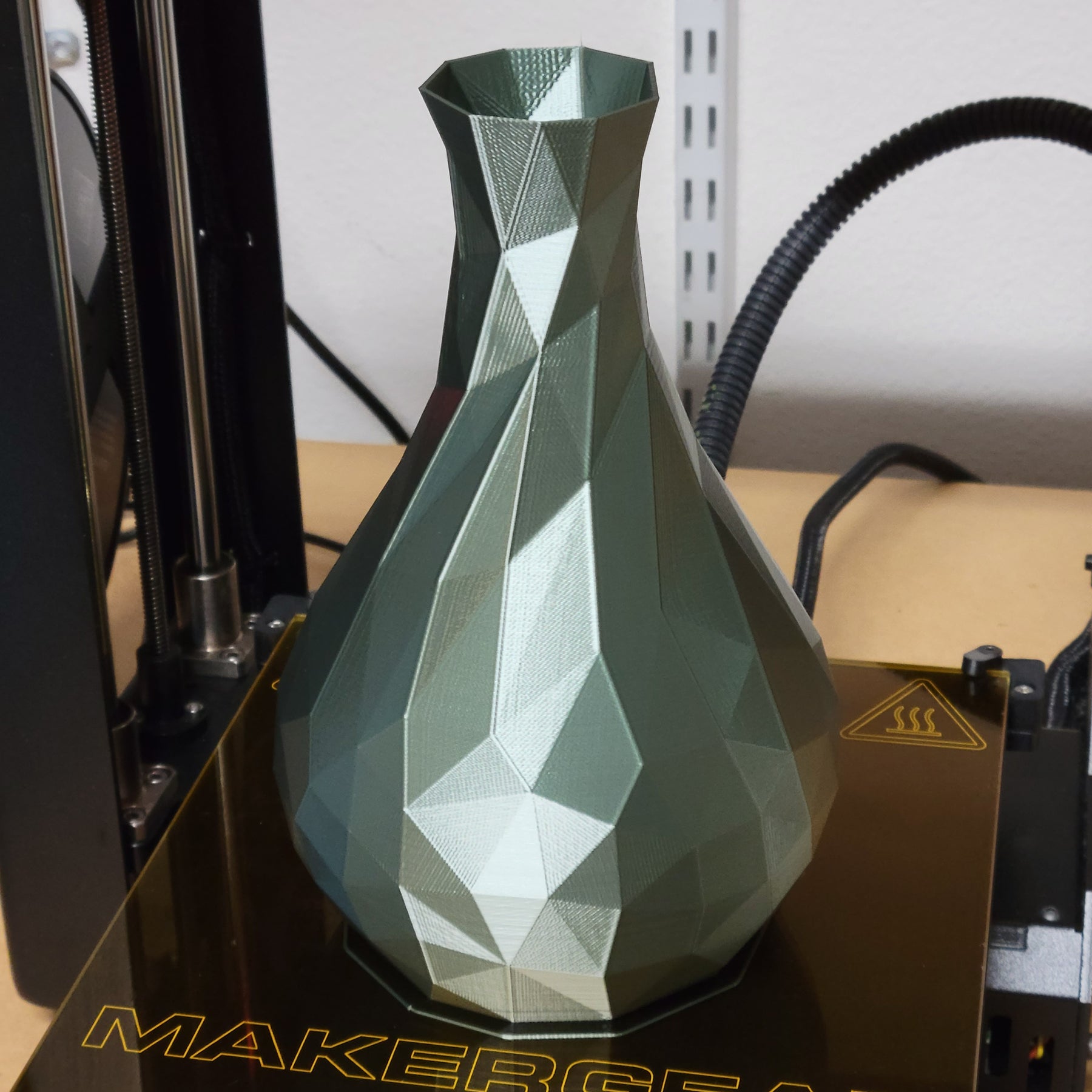 Princess Vase Low Poly